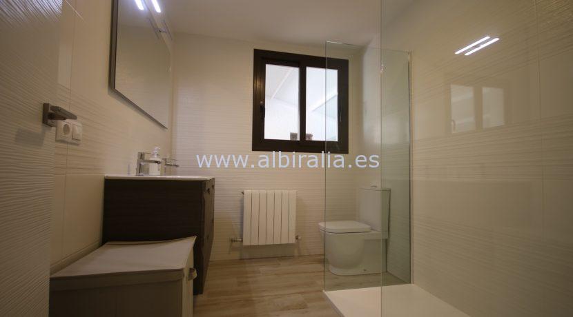 moderne villa for ferie utleie med privat basseng i Albir