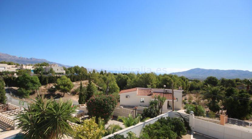 Villa til salgs ved internasjonal skole i Benidorm La Nucia Altea