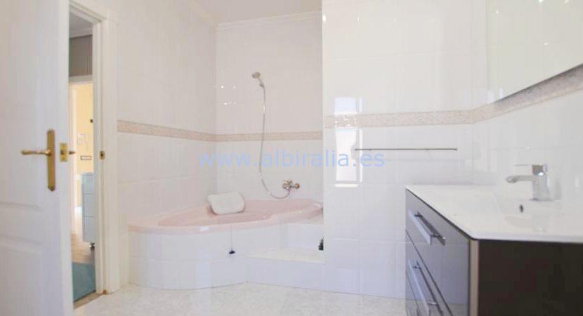 Jacuzzi bolig til langtidsleie med høy standart i Albir Alfaz