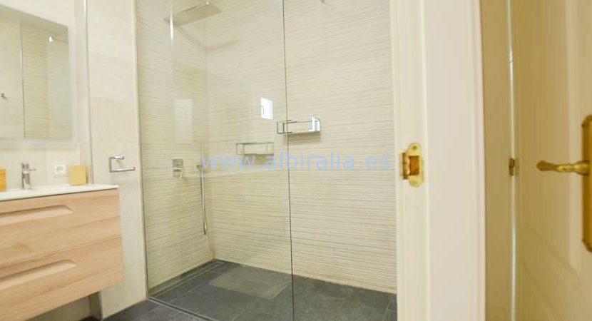 romslig bad villa til leie ferie i Albir altea costa blanca 2022 2023