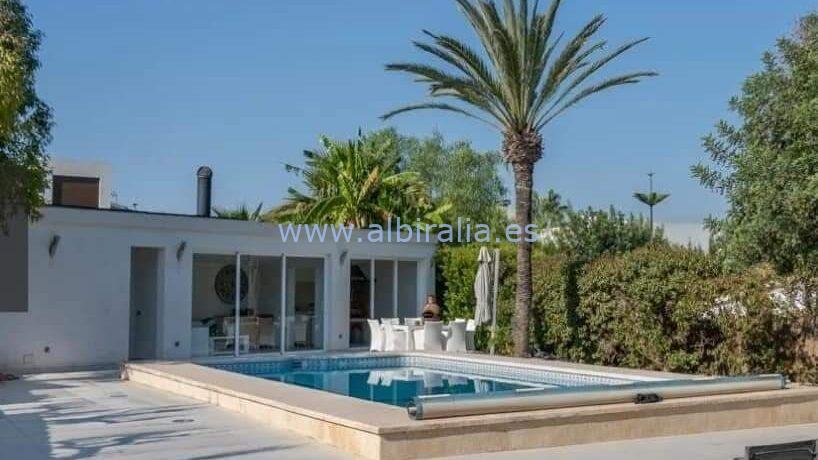 Villa with private big garden and swimming pool for sale in Albir Costa Blanca