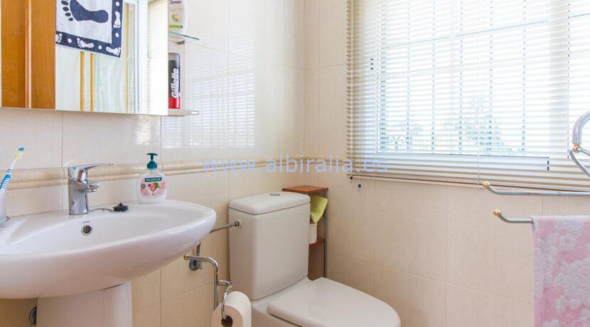 House with private swimming pool for sale in Albir at affordable price