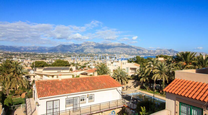 beautiful view from the terraces of this house for sale in Albir