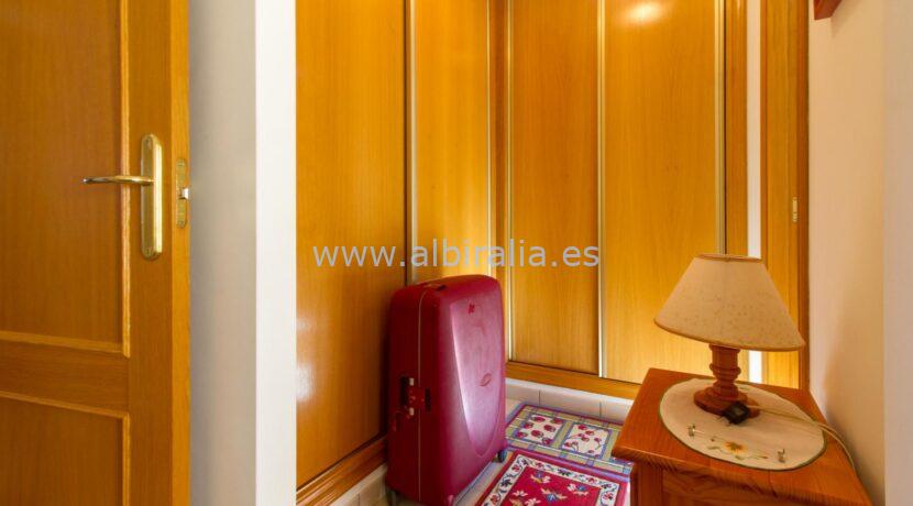 spacios property for sale with few terraces witg view over albir