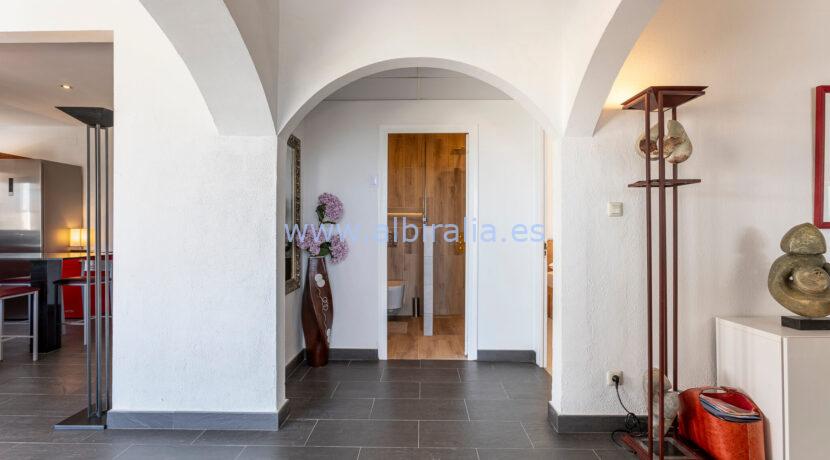 Solar-powered luxury home near Cap de Creus Natural Park for sale