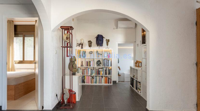 Exclusive beachfront investment opportunity in Costa Brava