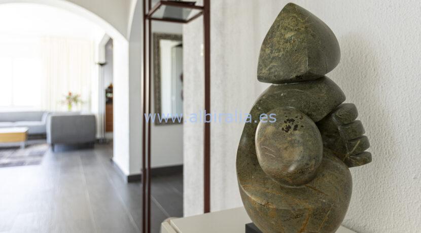 hobby space in villa for sale new Barcelona