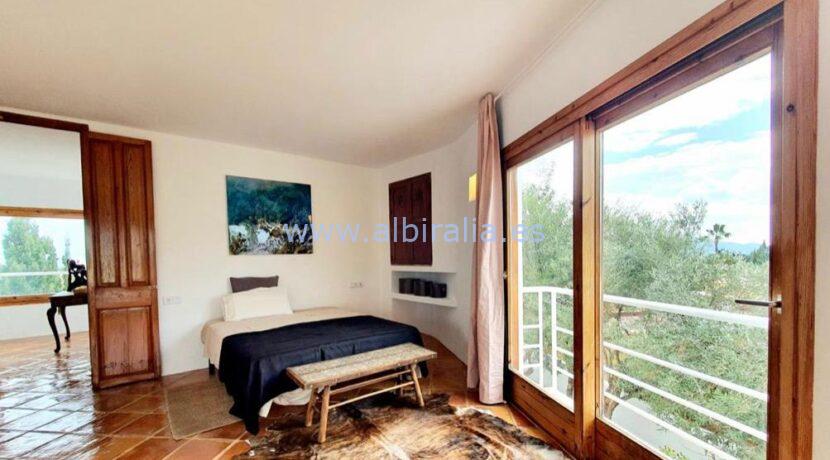 house with sea and mountain view for rent