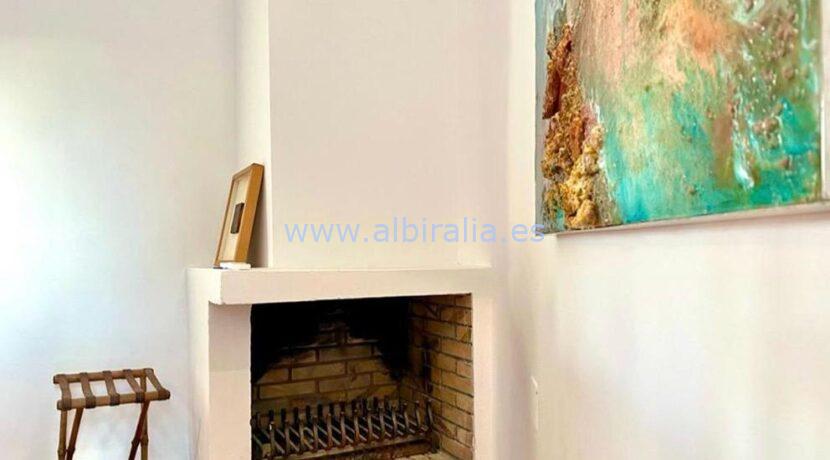 hus med peis til leie i Spania